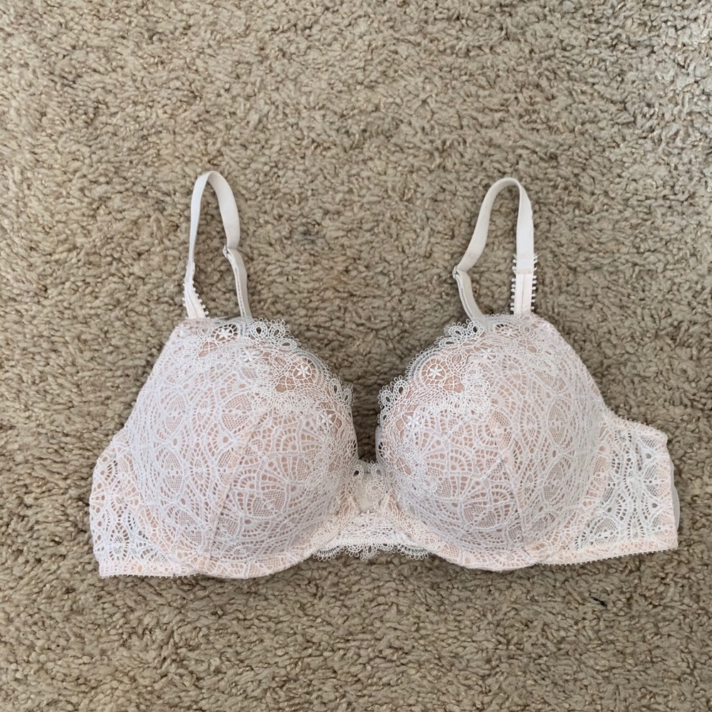 Victoria’s Secret push-up bra